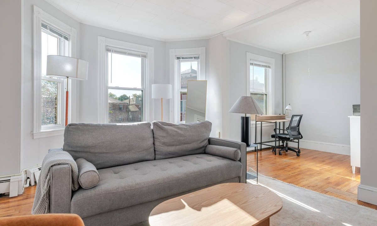 Neighborhood Nine Apartment | Blueground | Neighborhood Nine, view, nr Harvard