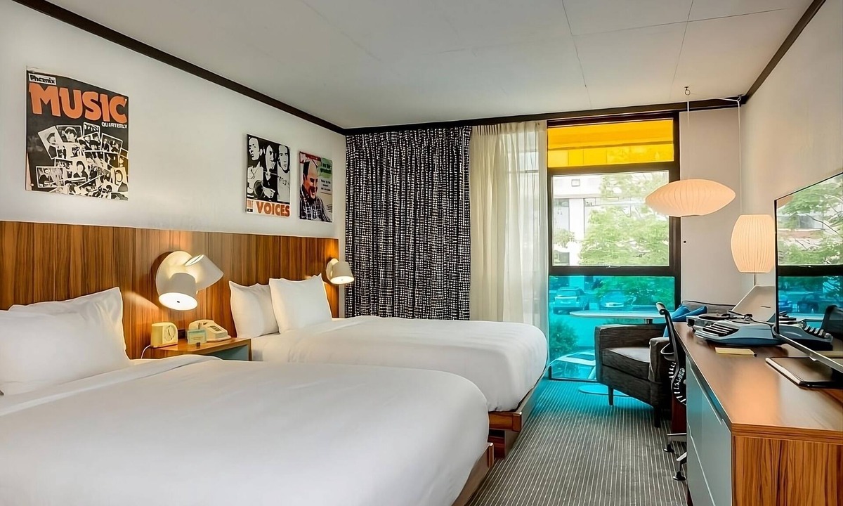 West Fens Hotel | Boston Getaway! 4 Pet-friendly Units with Balcony! Onsite Pool, Garden, Parking