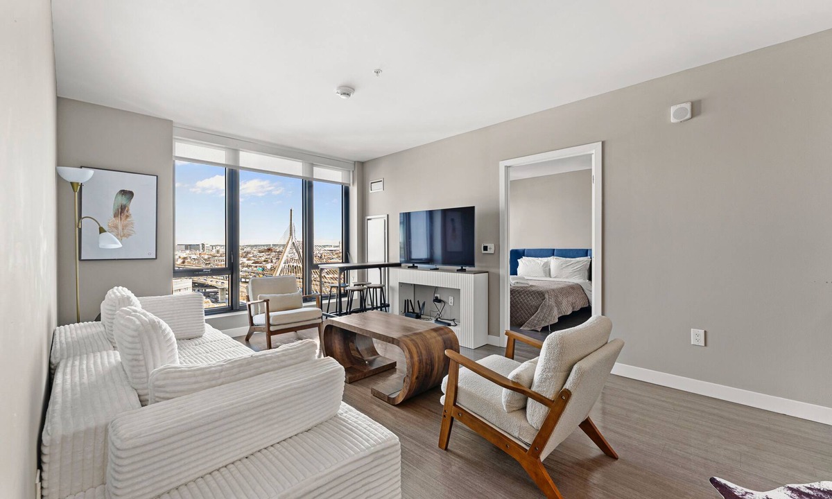 West End Apartment | Boutique 3 bedroom Apartment Near TD Gardens