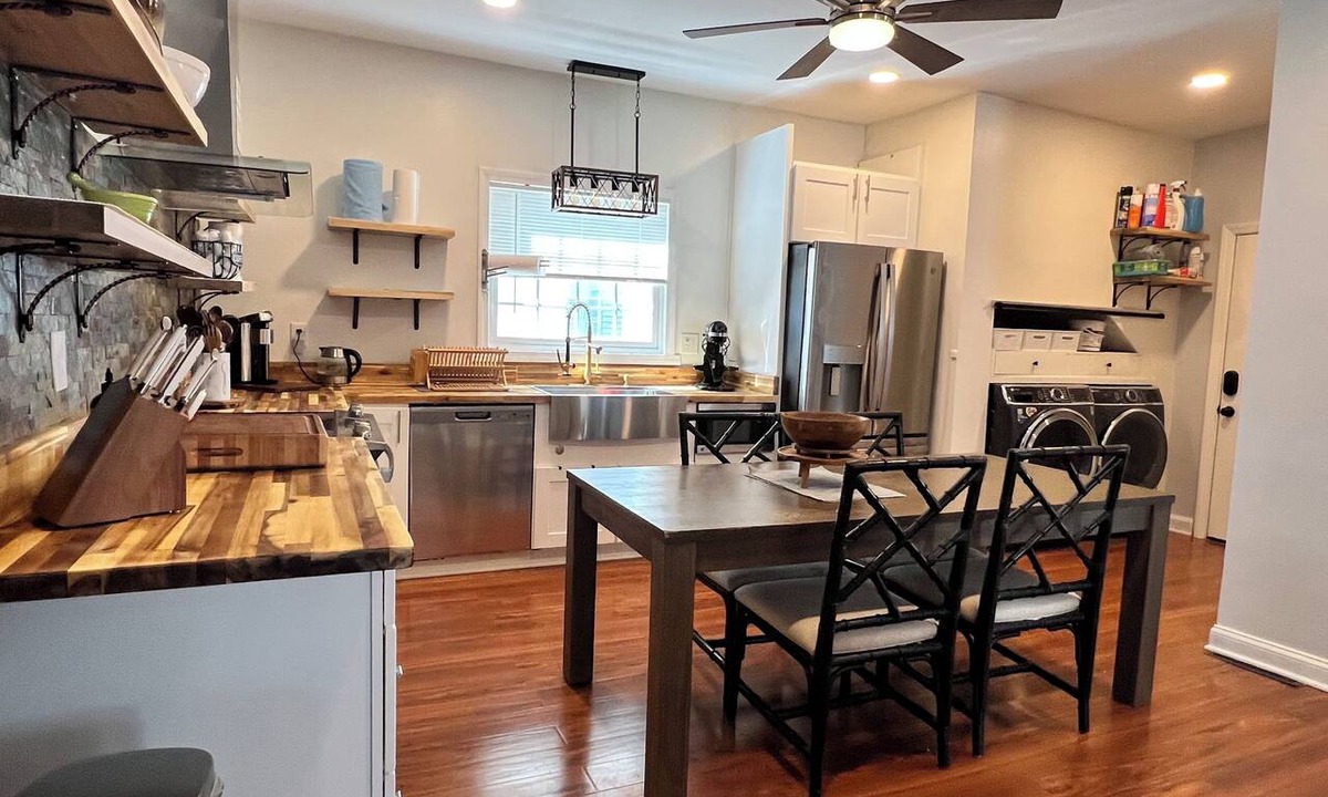 East Providence Apartment | Bright & Cozy 2-Bed Home w Free Parking & Laundry”