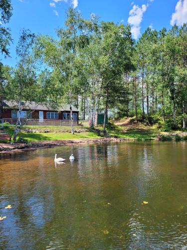 Hayward House | Butler's Bay Cottage cottage