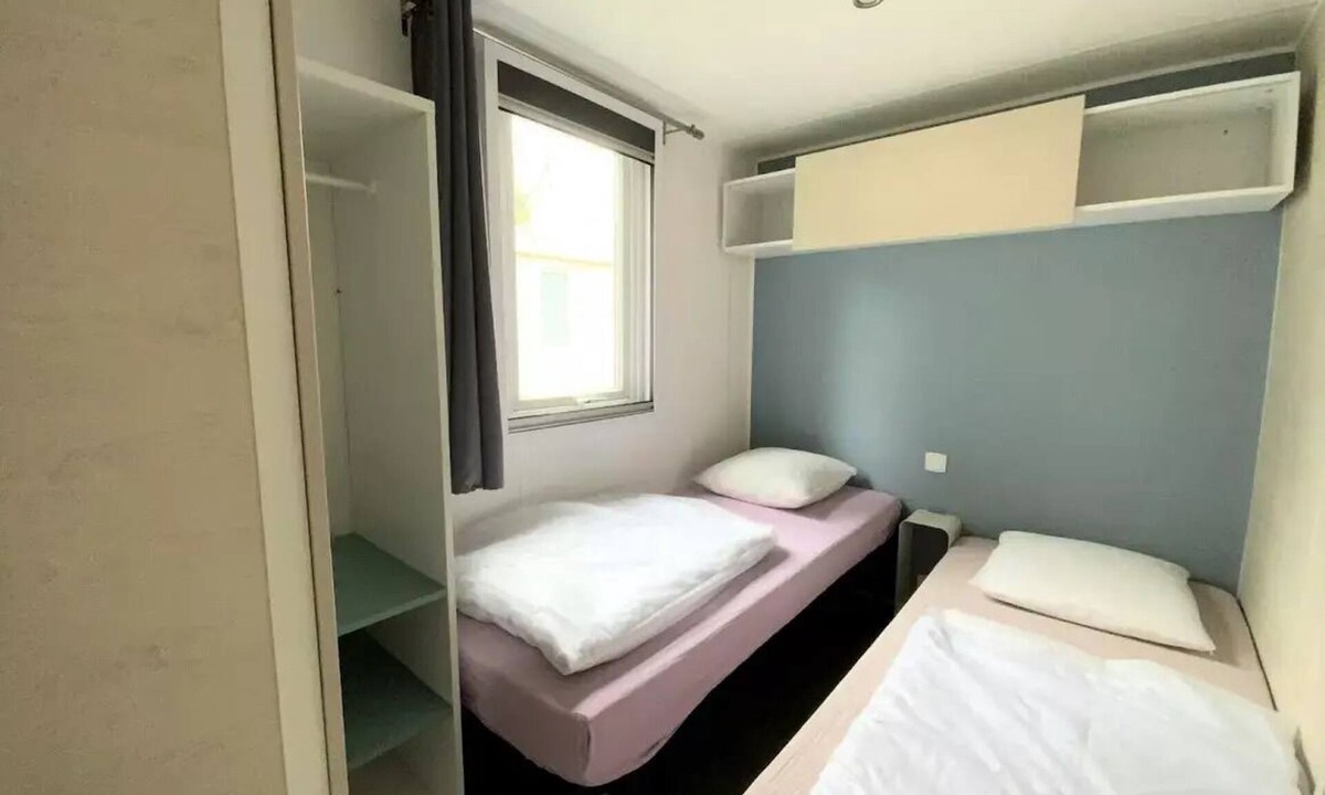 Saint-Maximin House | Campsite Le Pré des Moines * - Mobile home MARJOLAINE + 2 bedrooms 2 to 6 people - 2 pers. included in the tariff