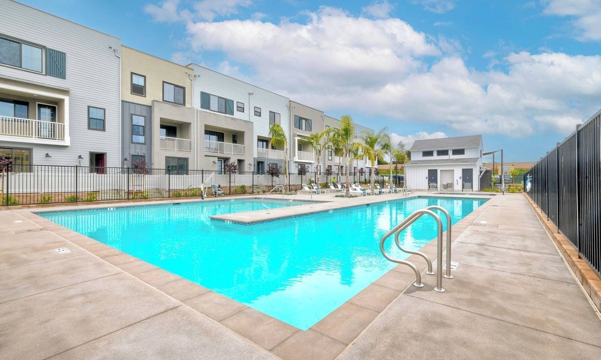 Carlsbad House | Carlsbad Gem located short distance to Legoland, Crystal Blue Beaches and more.
