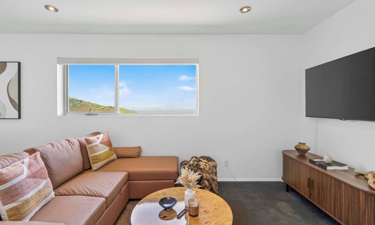 Malibu Apartment | Casa Azurelee by Oraklus