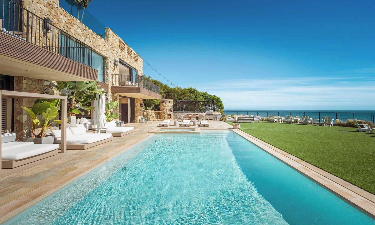 Western Malibu House | Casa di Pietra by Stay Awhile Villas