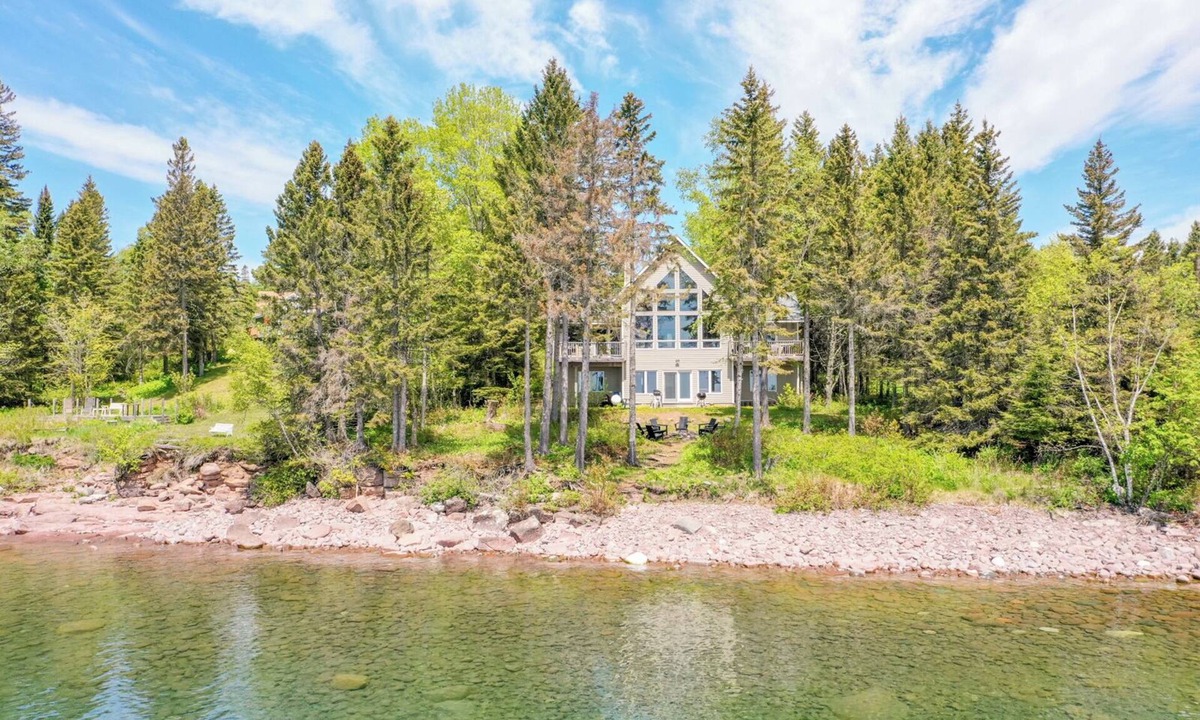 Lutsen House | Castle Rock - Cascade Beach Road - Lake Superior - Lutsen, MN - Cascade Vacation