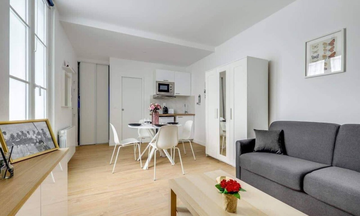 Saint-Vincent-de-Paul Apartment | Center of Paris : Fully equipped and Cozy