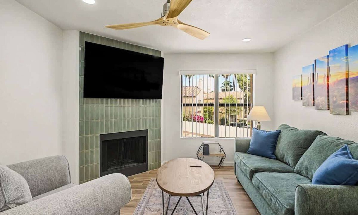 Central Scottsdale Apartment | Central Scottsdale Haven Condo