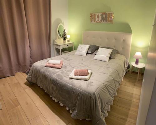 Saint-Maximin Bed & Breakfast | Chambre d'hôtes la Suite Maximinoise parking privé à 5mn de Chantilly et à proximité de Senlis et autoroute A1,Parc Astérix, Pierrefonds, Compiegne, Aéroport Roissy Charles de Gaulle