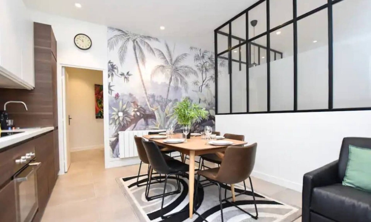 Saint-Vincent-de-Paul Apartment | Charming Apartment -3br/6p-gare du Nord/montmartre