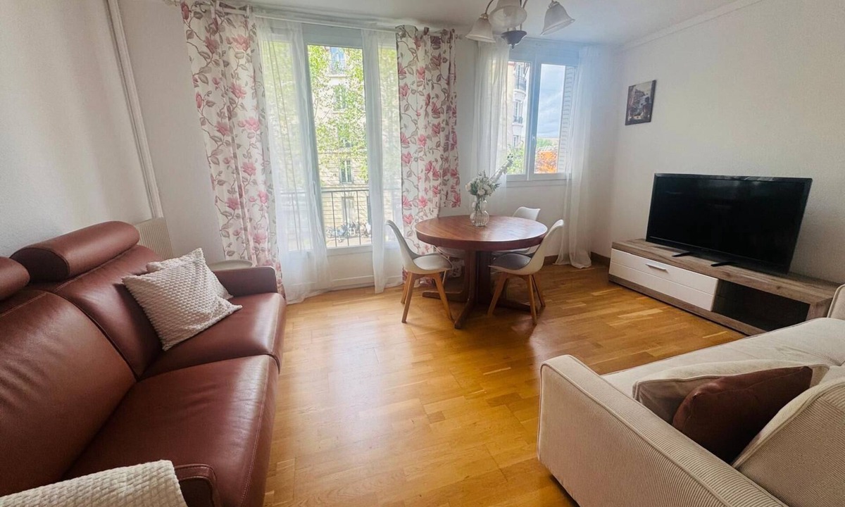 Cachan Apartment | Charming & comfy 3 rooms apart near Paris with direct access to Metro & airports