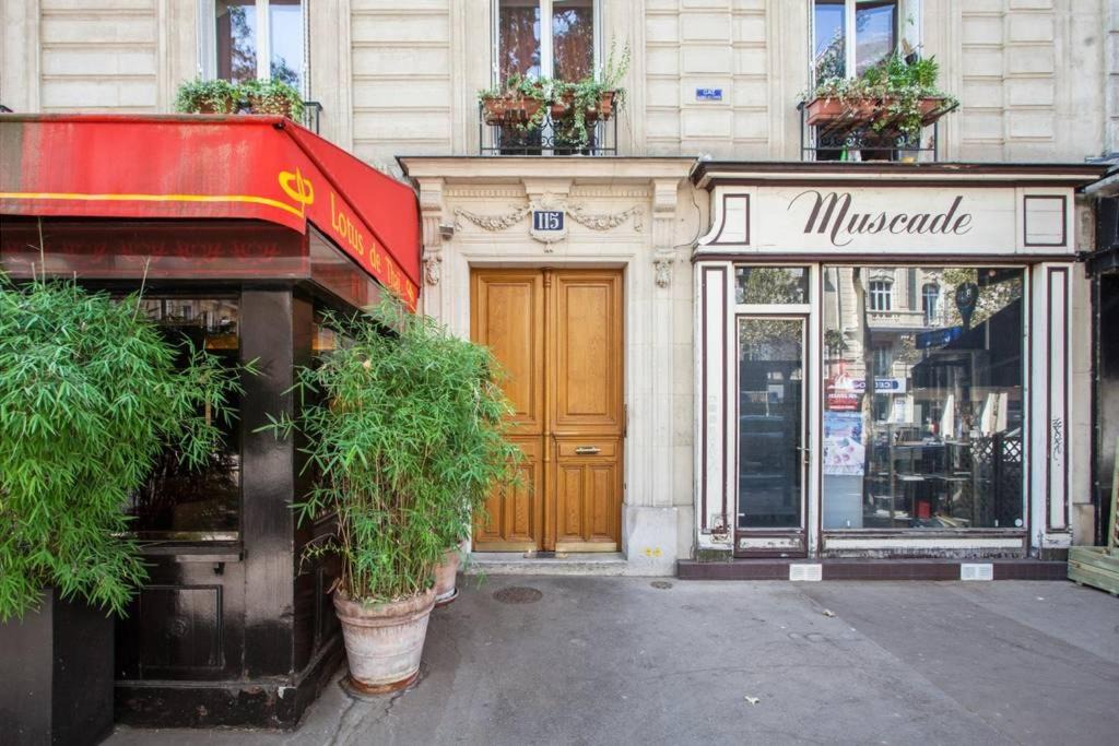 Quartier de la Plaine-de-Monceaux Apartment | Charming flat with balcony near Parc Monceau for 4