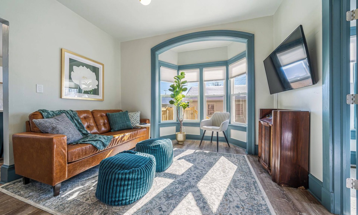 Appleton Apartment | Charming, Furnished Retreat with a Yard—Just Minutes from Downtown Appleton