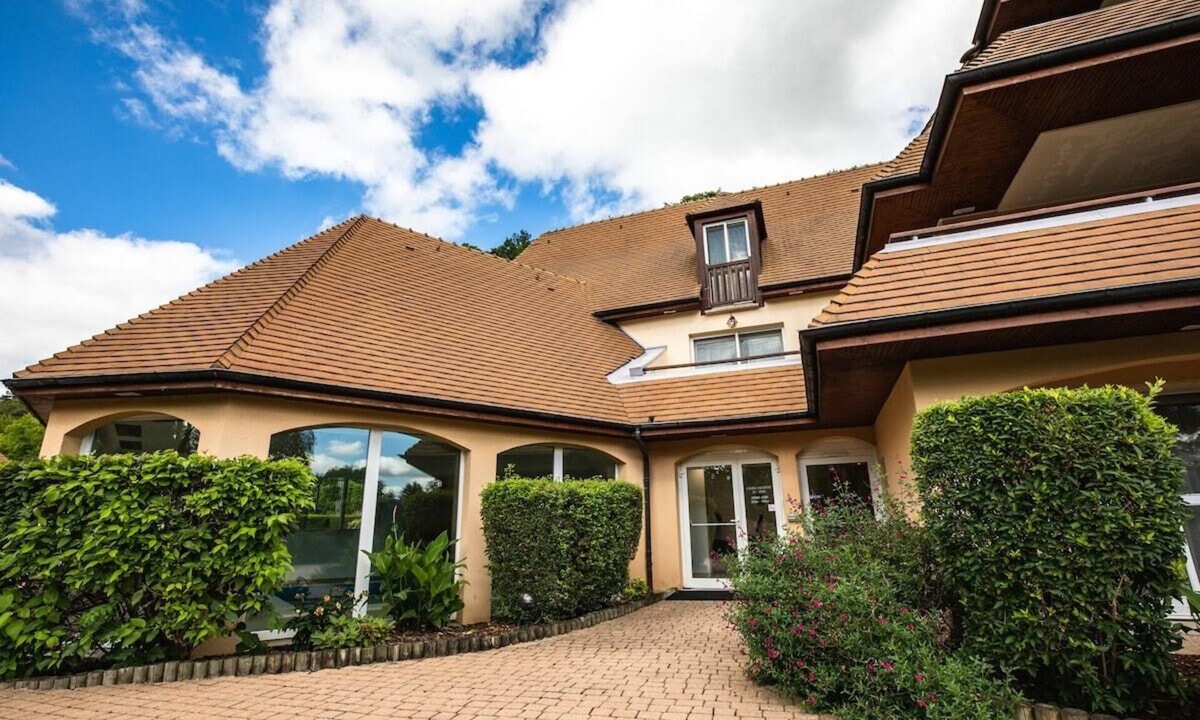 Connelles Resort | Charming Riverside Escape in Historic Normandy, just 80 Minutes from Paris.
