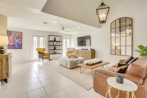 West End House | Chic New Orleans Abode: 1 Mi to Lake Pontchartrain