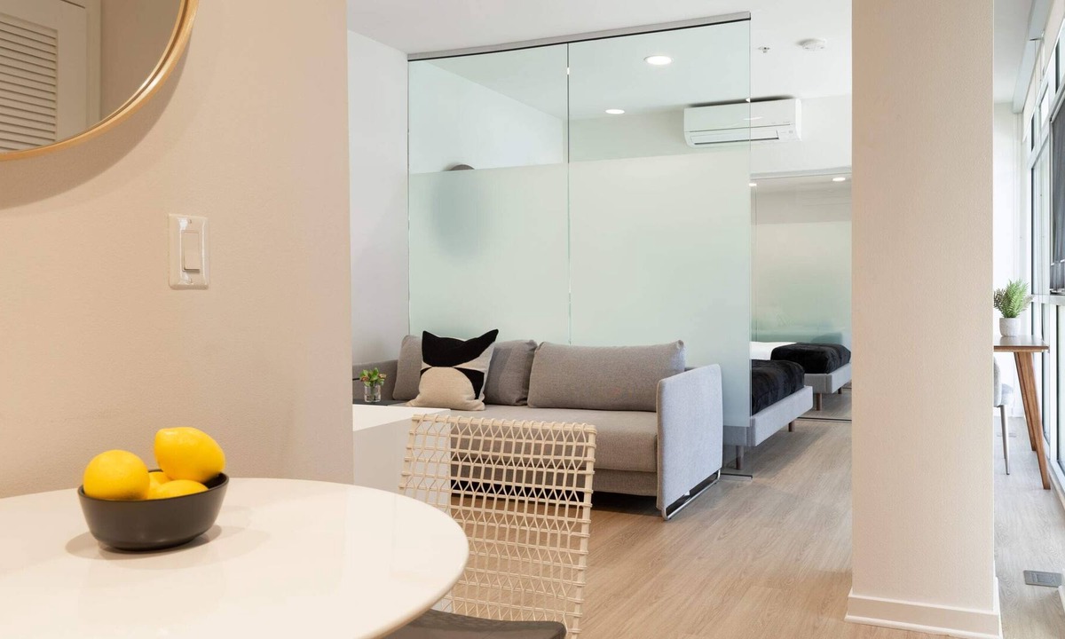 Downtown Apartment | Chic Studio - Underground Parking by 1Furnished