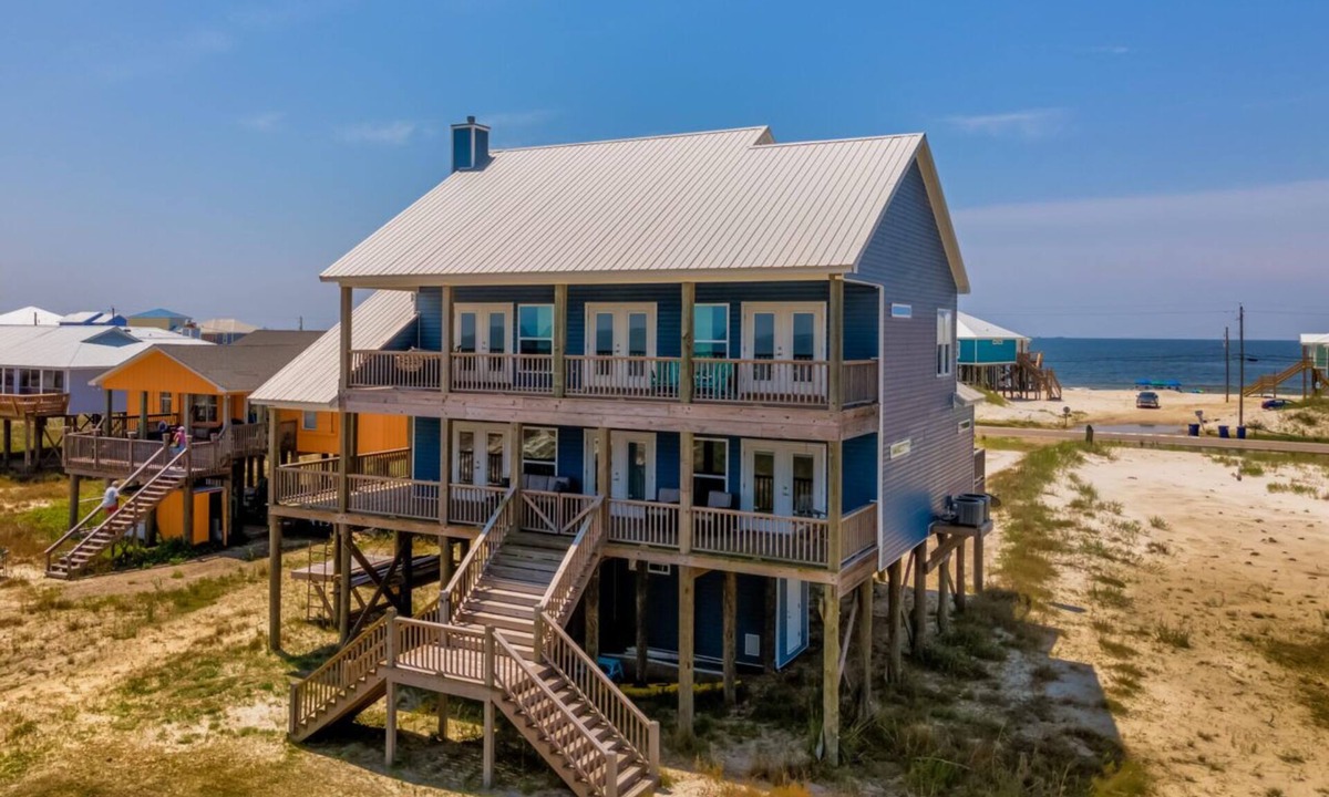 Dauphin Island House | Chillax | Starting 8/14- great nightly rate. Steps from water