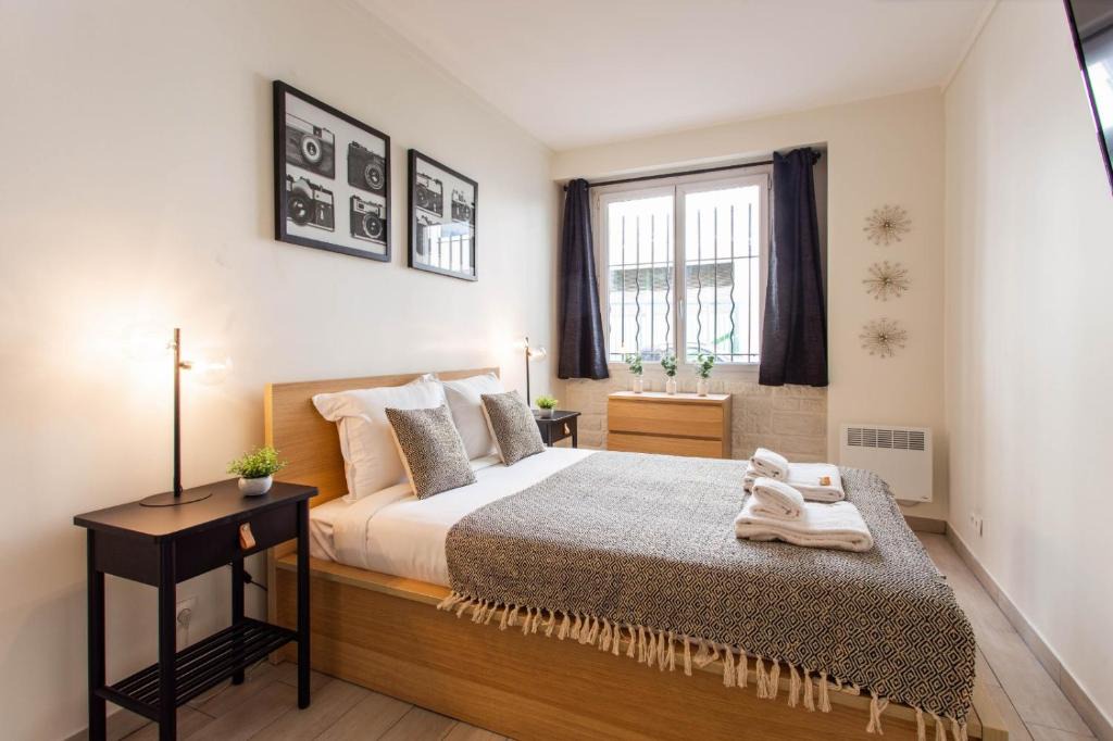 17th Arrondissement Apartment | CMG Batignolles - Lechapelais