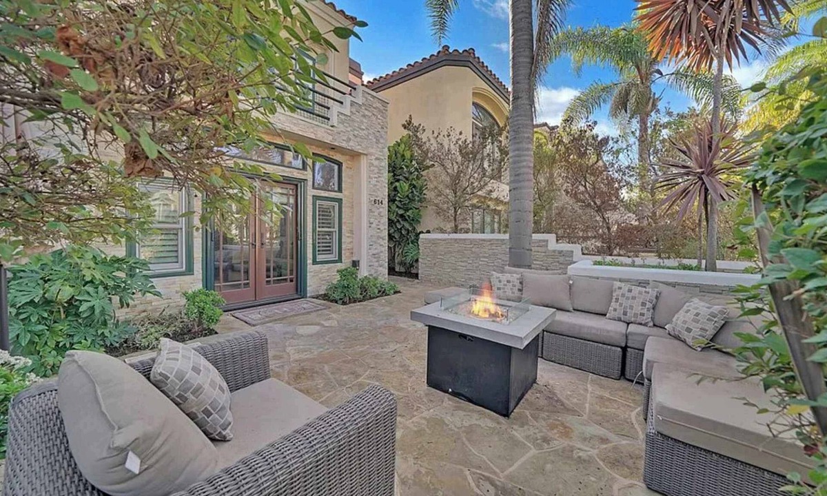 Huntington Beach House | Coastal Charm Gorgeous Beach Estate with roof top