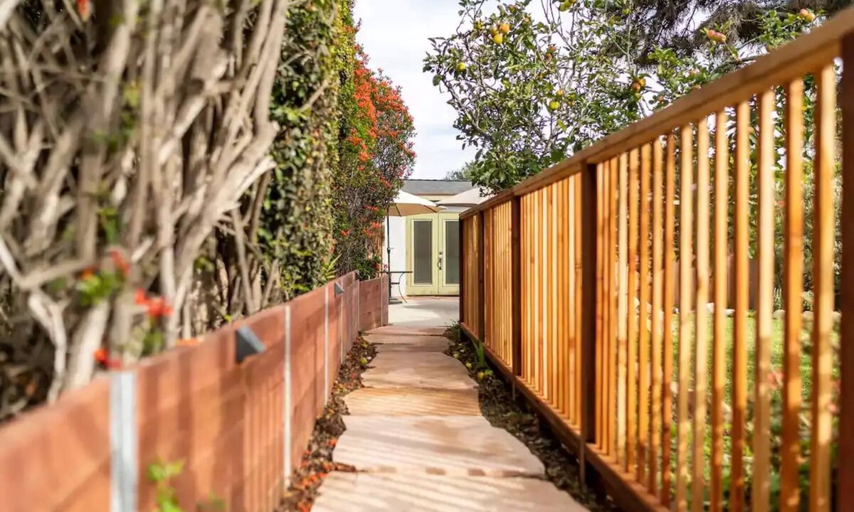 Toro Canyon House | Coastal Guest House in Nature