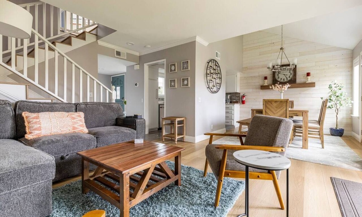 Arroyo Grande Condo | Coastal Home with EV Charger & BBQ near The Village