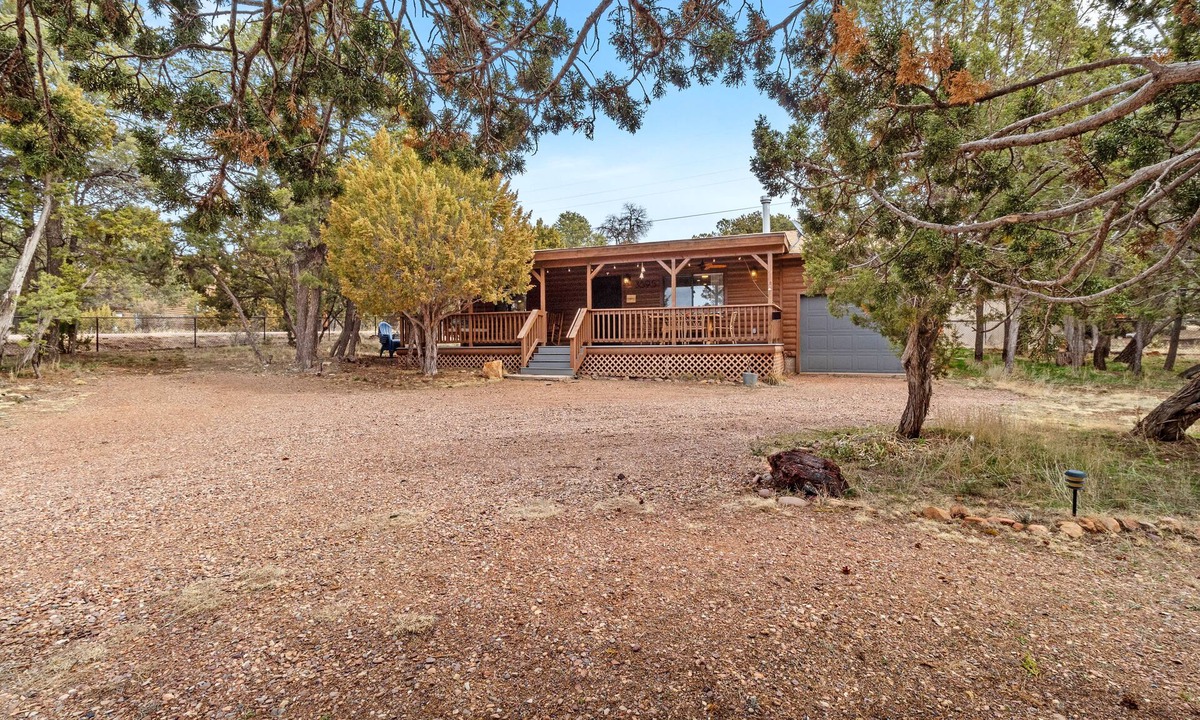 Overgaard Cabin | Comfy, Cozy Cabin in the Mountains with a large front porch. Pet-Friendly!
