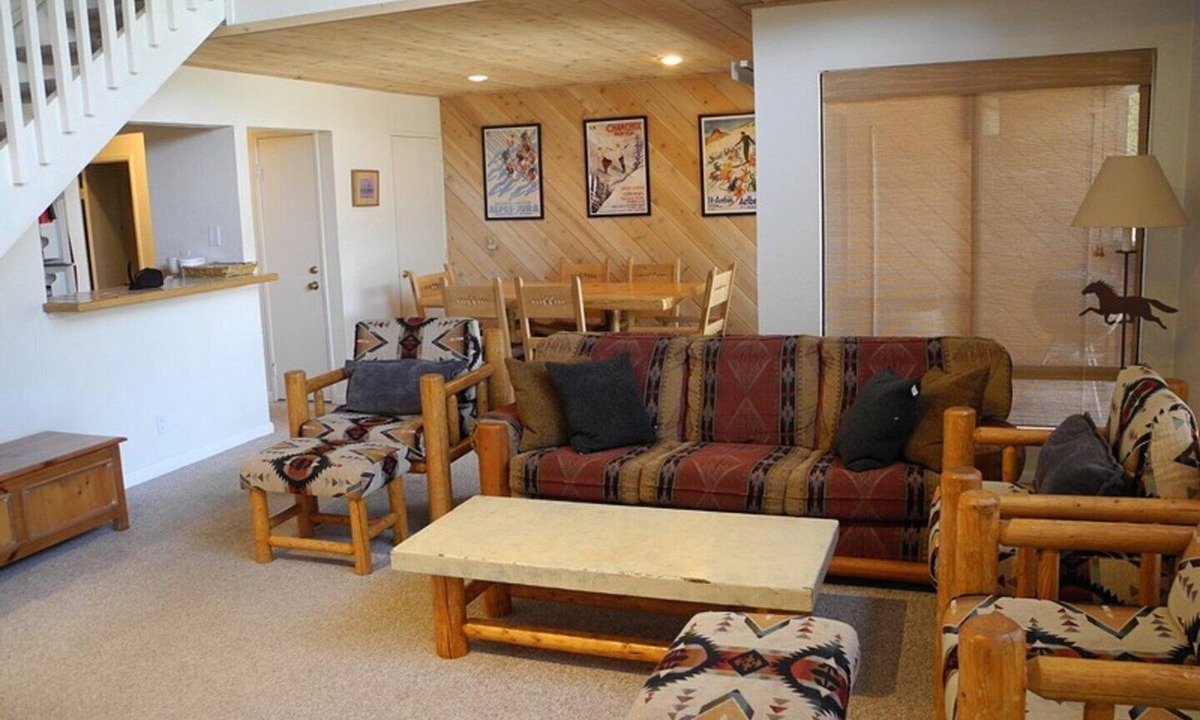 Mammoth Lakes Condo | Courchevel 34