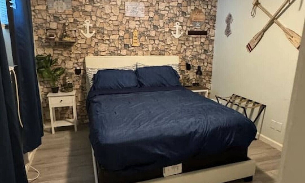 Gulf Hills House | Cozy 1 bedroom close to the beach!