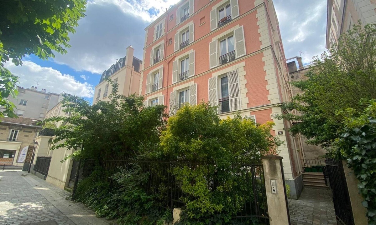 Grenelle Apartment | Cozy, 1 bedroom near the Eiffel Tower