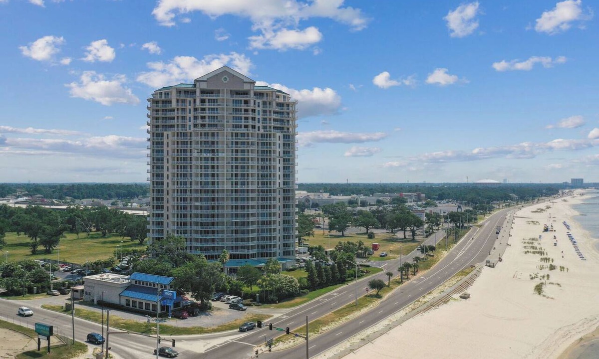 Biloxi Condo | Cozy 2-bedroom condo in Charming Biloxi, Beach Access & Full Amenities