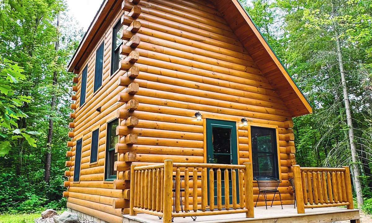 Crosby Cabin | Cozy 2-bedroom log cabin near Cuyuna recreation area