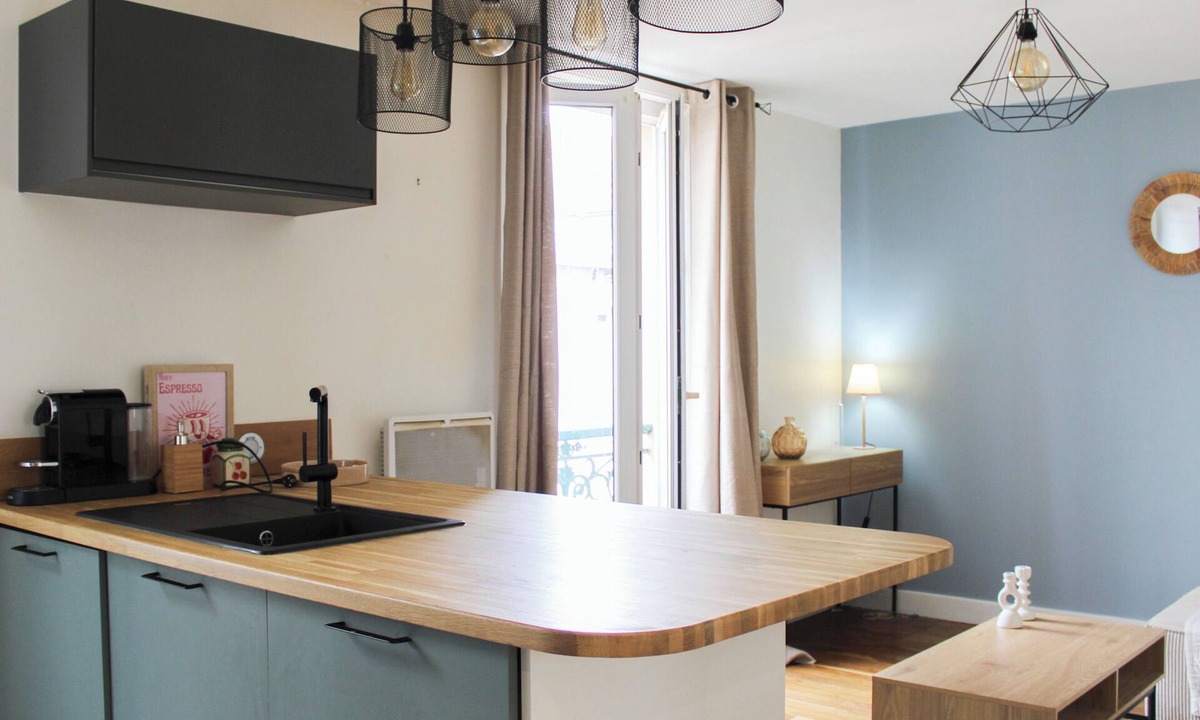 9th Arrondissement Opéra Apartment | Cozy and well-located apartment in Saint-Ouen