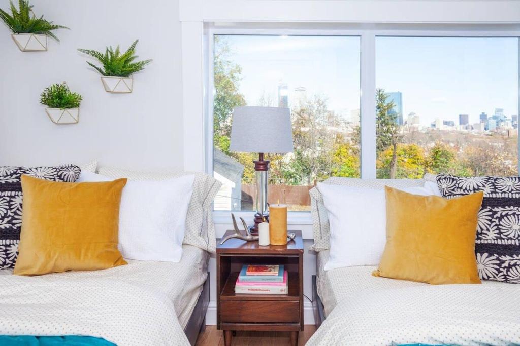 Highland Park House | Cozy Apartment Near T