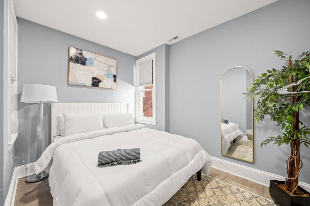 Gayborhood Apartment | Cozy Apt in Center City!