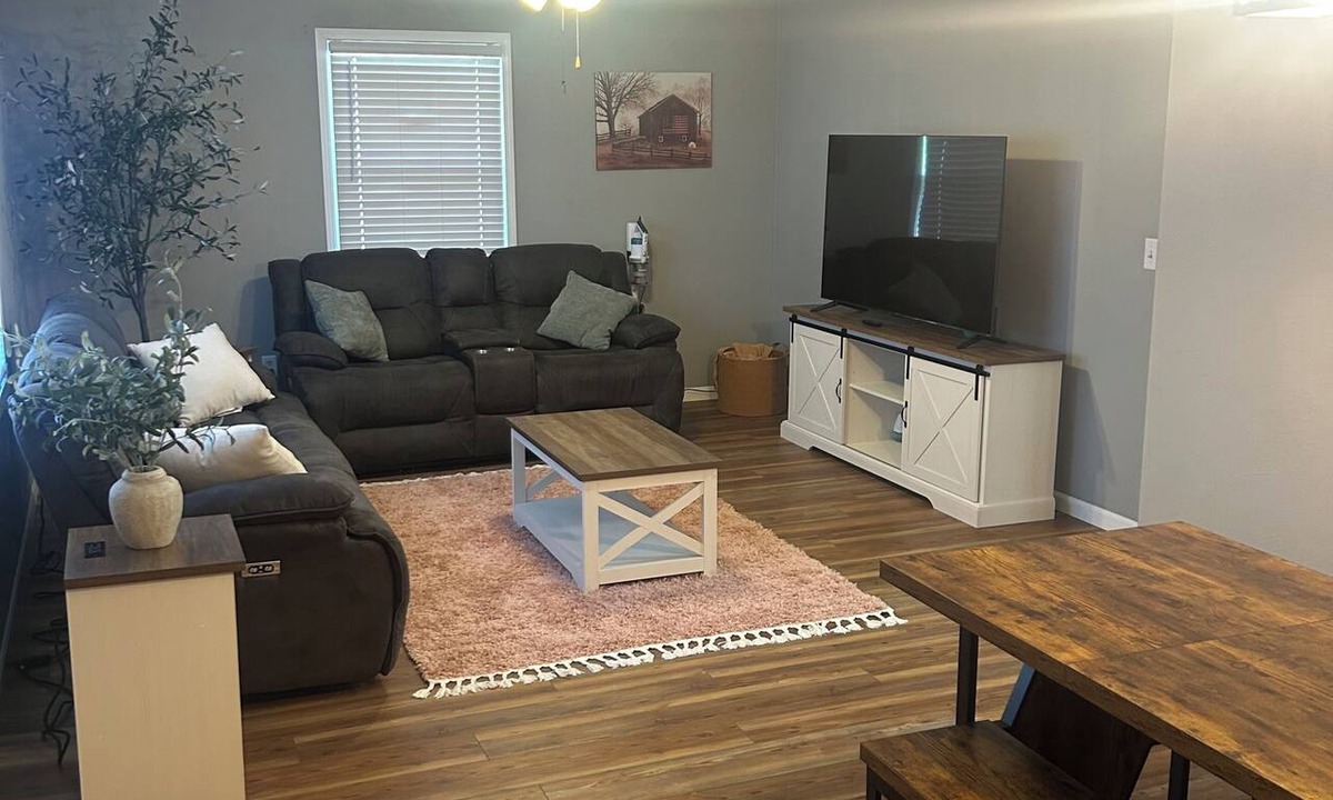 Dyersville House | Cozy Dyersville Home Near Feild of Dreams