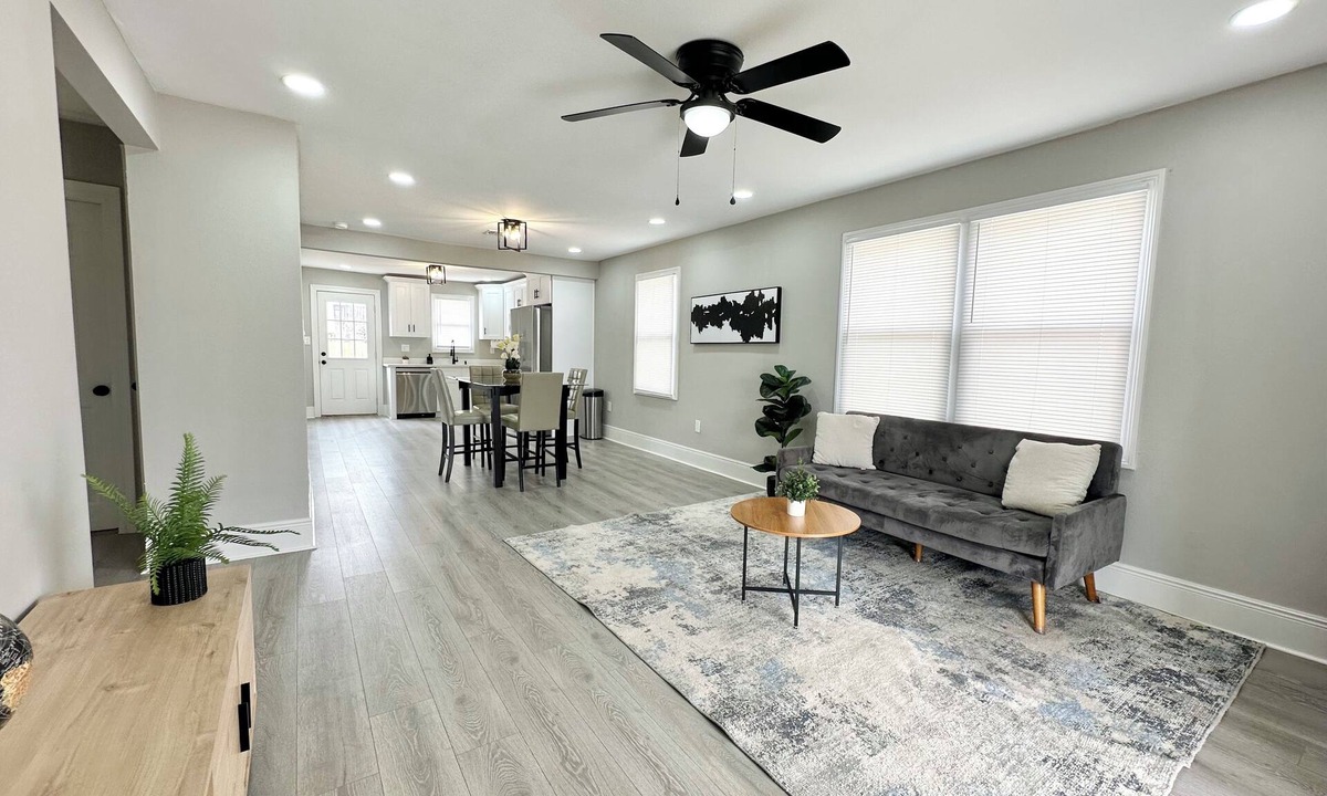 Dillard House | Cozy Gentilly Gem located 3 miles from the French quarters!