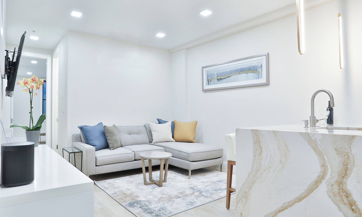 Adams Morgan Condo | Cozy Modern Fabulous 1-bedroom condo in heart of Adams Morgan & Dupont Circle