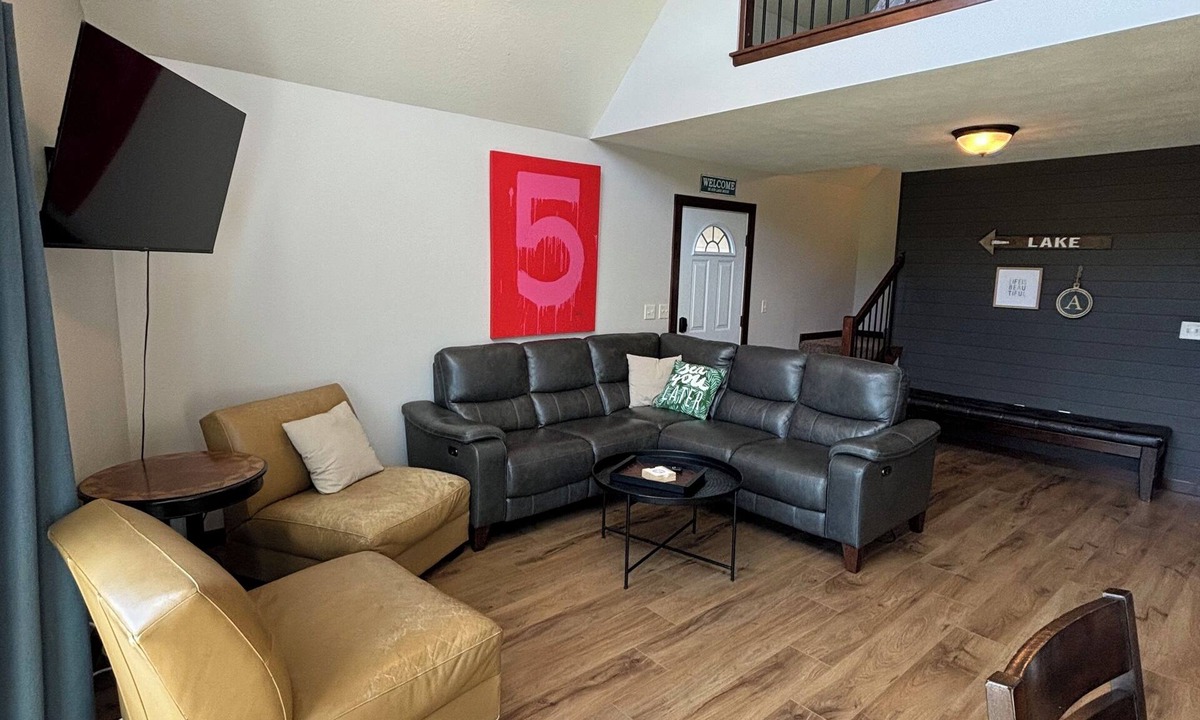 Spirit Lake House | Cozy Okoboji Vacation Home At Bridges Bay Resort - backs to pool! #118