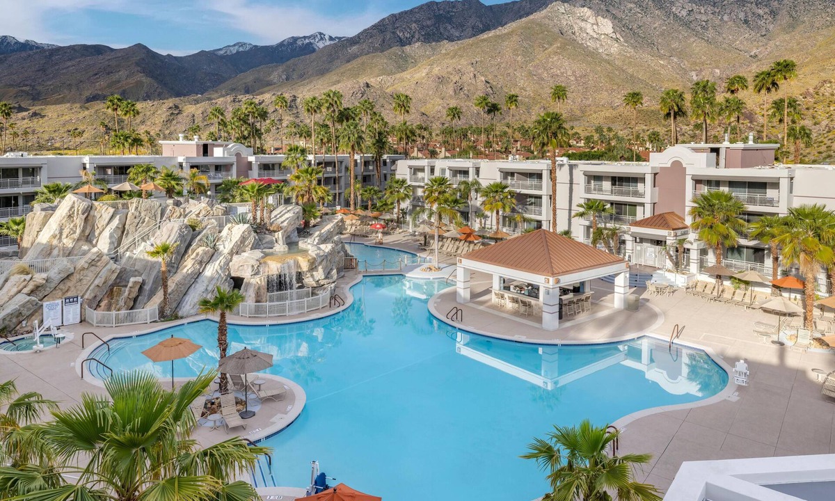 Canyon Corridor Apartment | Cozy Studio w/ WiFi, Resort Pools, Waterslides & Minutes to Downtown