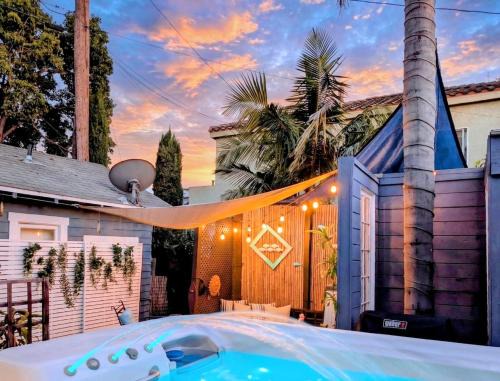 Alamitos Beach House | CozyVibeStay King Bed Parking Walk to Beach