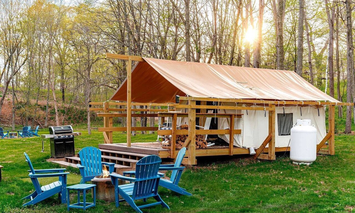 St Croix Falls RV Rental | Creekside Family Tent Great to Create New Memories in Saint Croix Falls, Wisconsin
