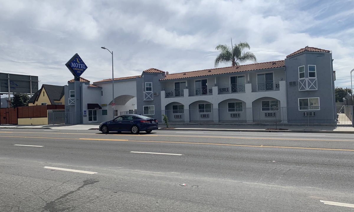 Harbor Hotel | Crescent Inn