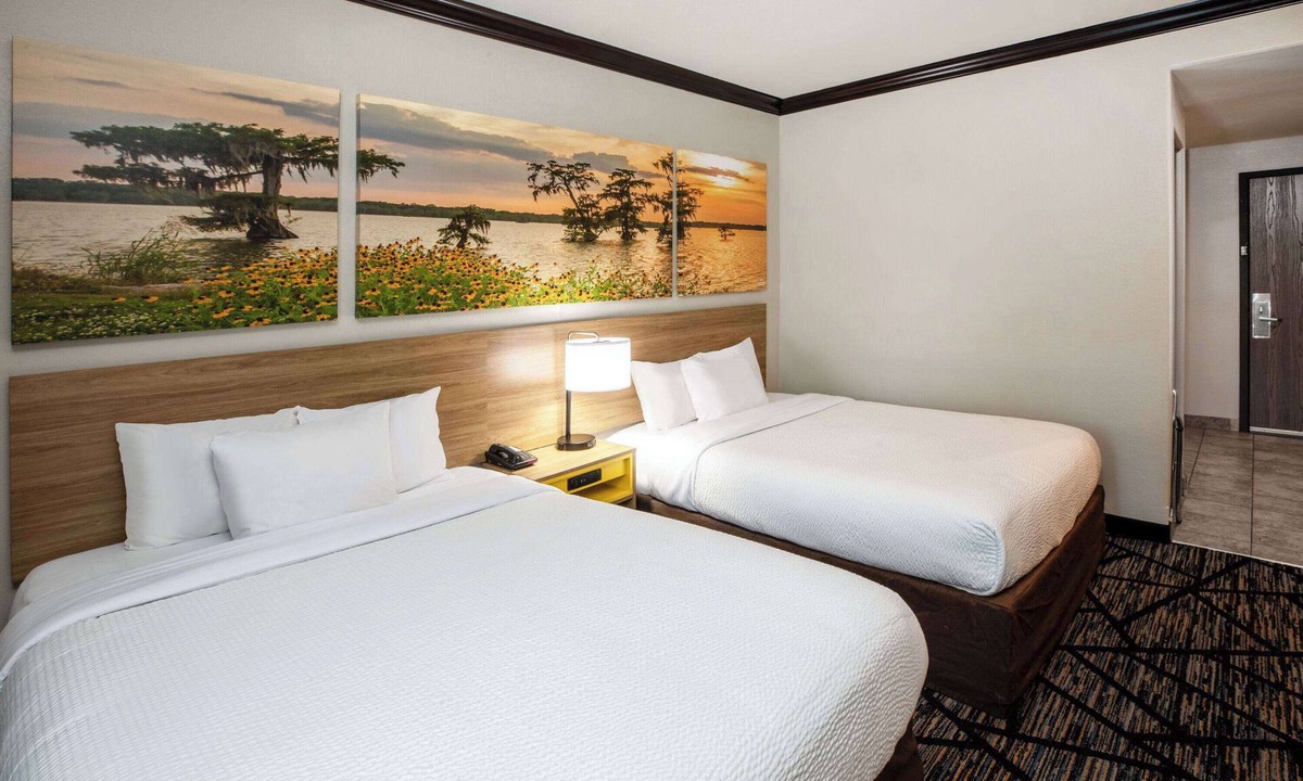 Baton Rouge Hotel | Days Inn by Wyndham Baton Rouge/I-10