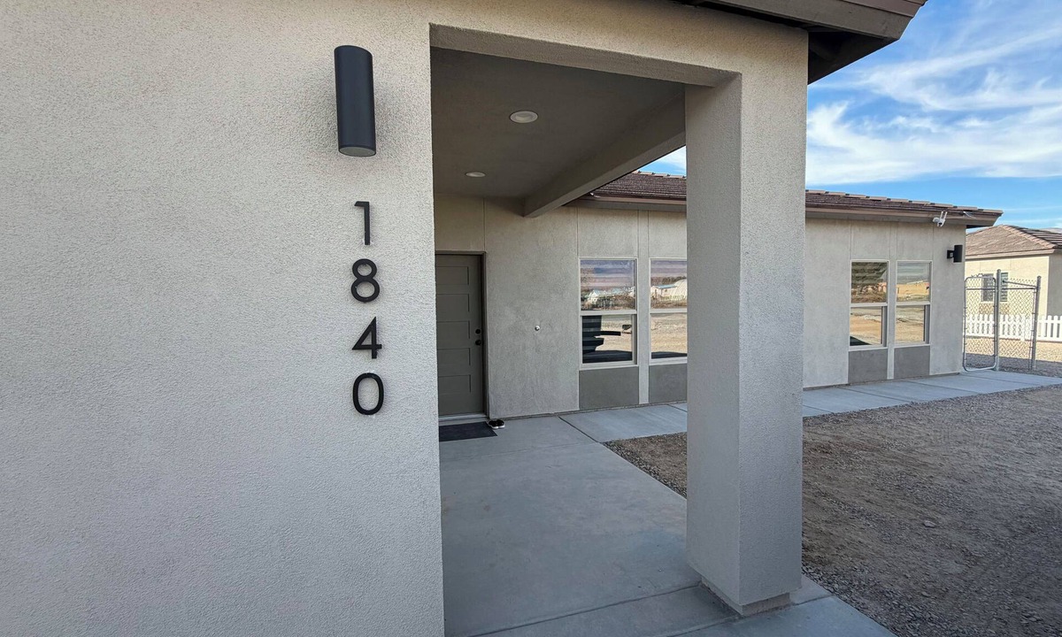 Pahrump House | Desert Oasis Retreat-Brand New 4BR License #STR-25-20 Near Death Valley