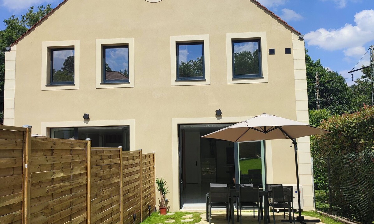 Bievres House | Detached house 10 kilometers from Versailles and Paris