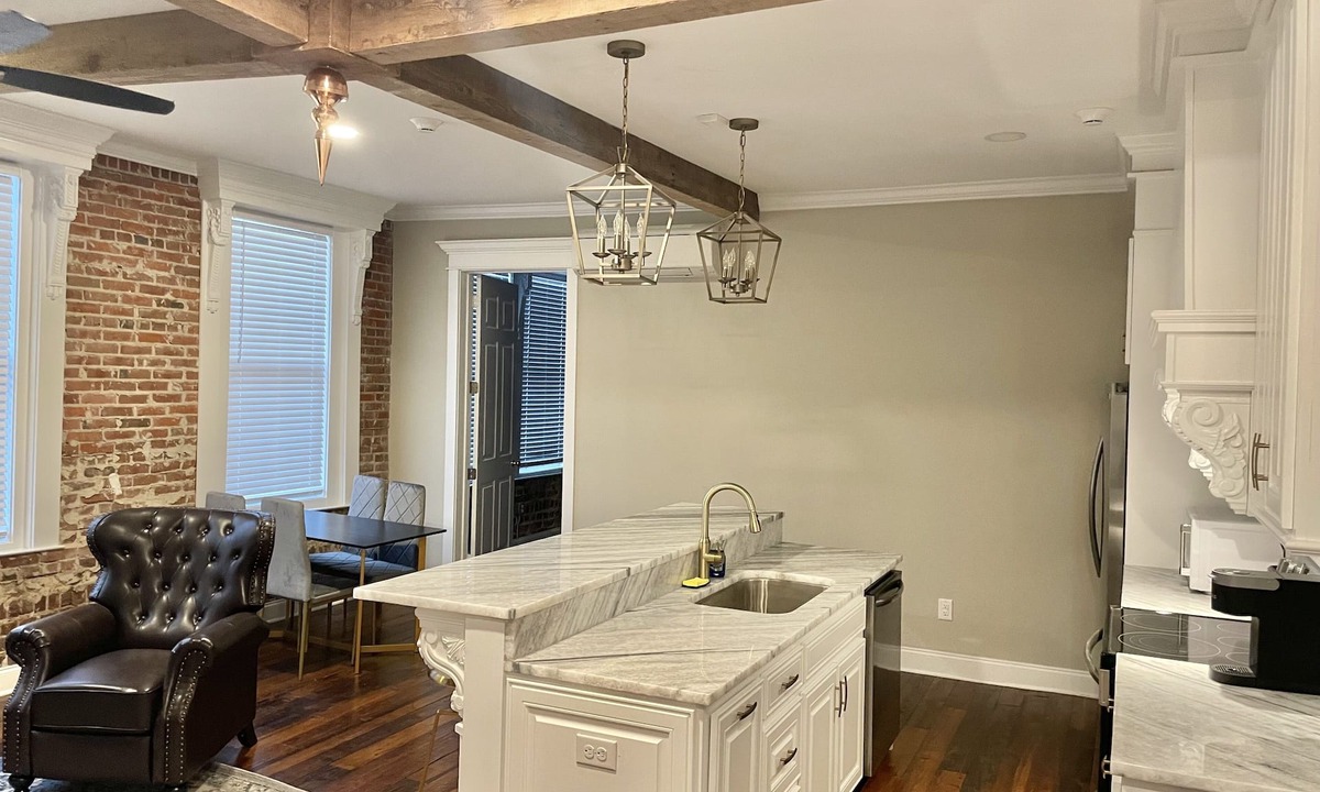Crowley Apartment | Downtown luxury apartment