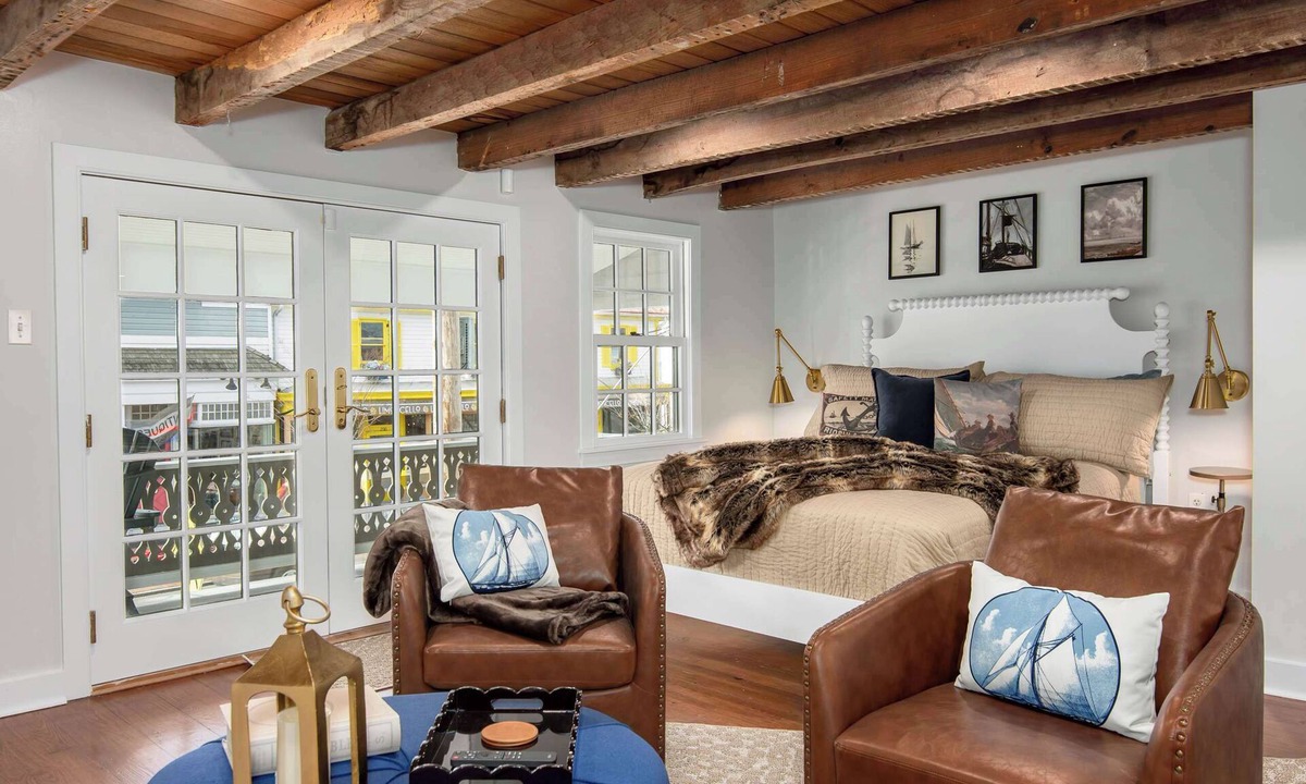 St. Michaels Apartment | Downtown St. Michaels | Porch + Pet-Friendly