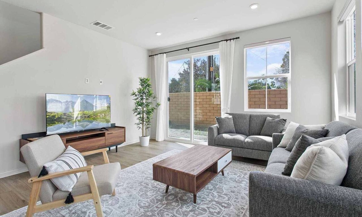 Westmont House | Elegant Oasis Residence on Rio Grande #42030