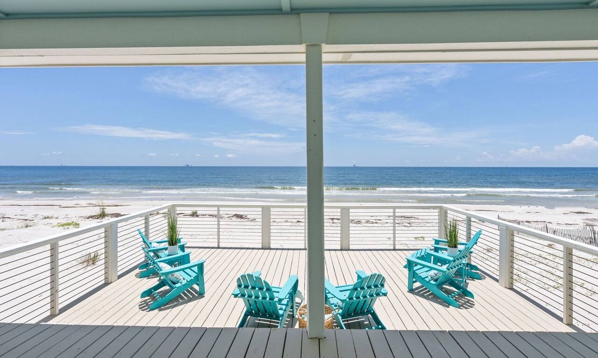 Dauphin Island House | Enjoy a personal beach experience! Expansive gulf side deck! - Dauphin Charm