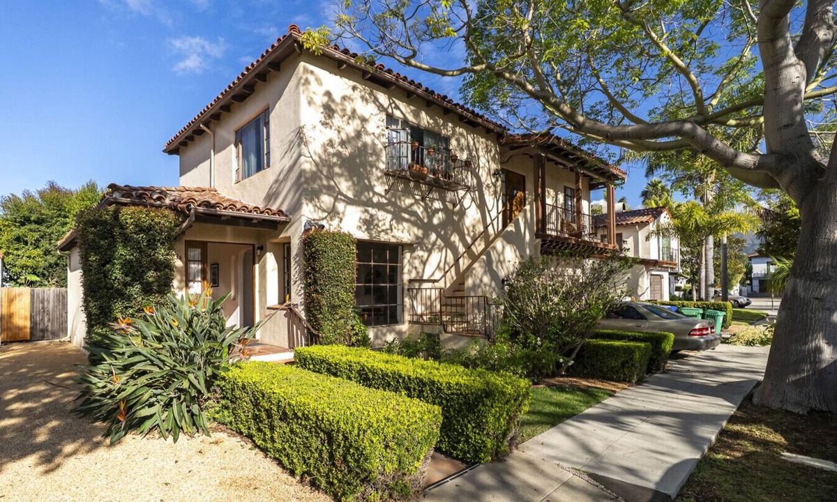 West Beach House | Enjoy indoor-outdoor living, full kitchens and walk to beach and state st.